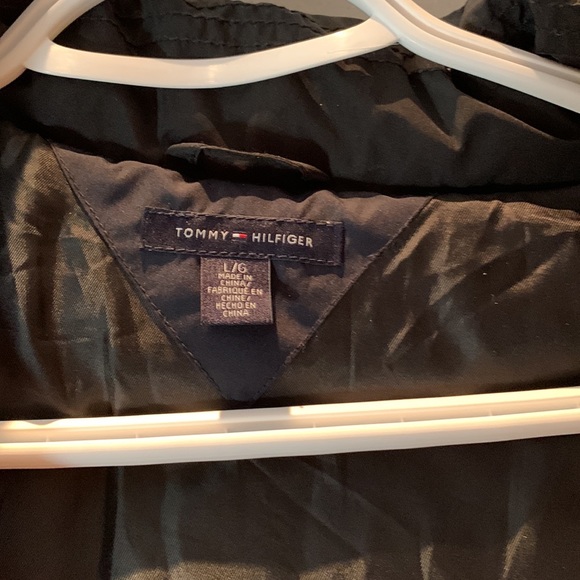 Tommy Hilfiger winter jacket - Picture 3 of 3